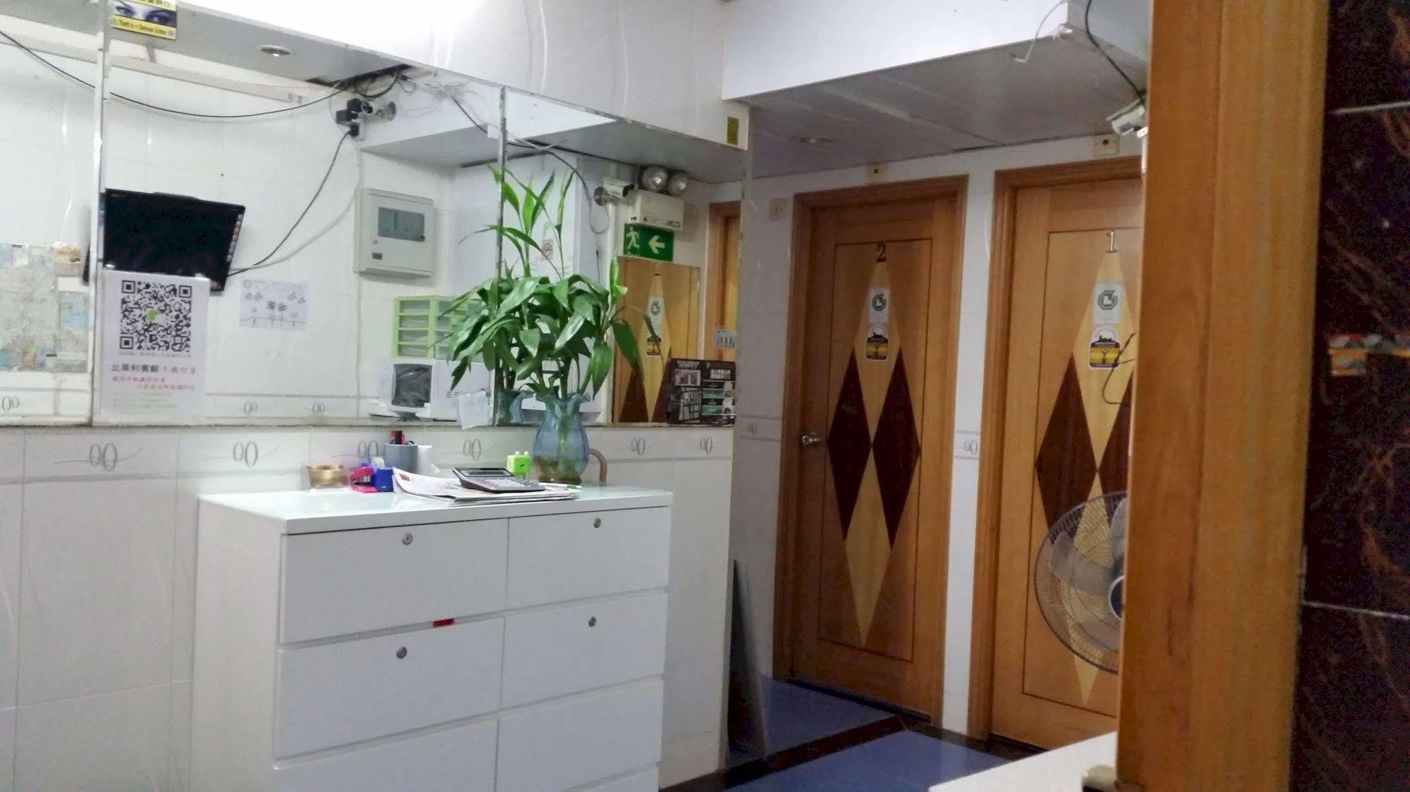 Beverly Guest House Hong Kong Exterior photo